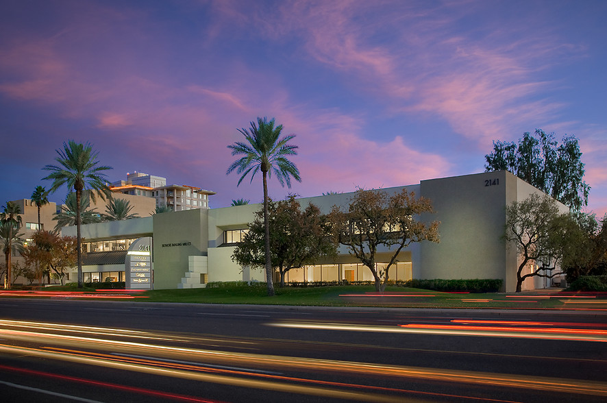 2141 E Camelback Rd, Phoenix, AZ for lease - Building Photo - Image 1 of 9