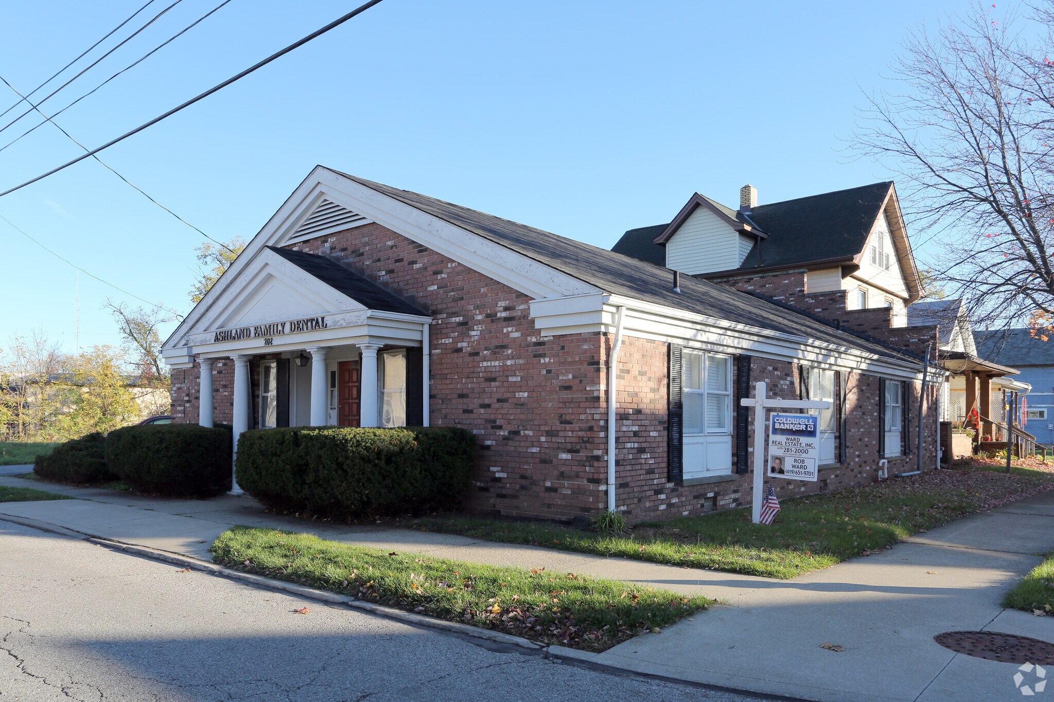 202 Maple St, Ashland, OH for sale Primary Photo- Image 1 of 1