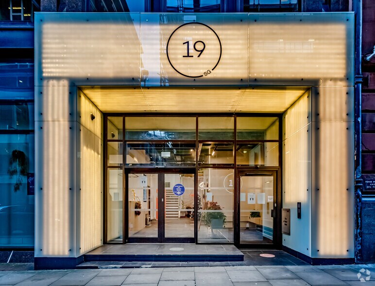 19-21 Spring Gdns, Manchester for lease - Building Photo - Image 2 of 10
