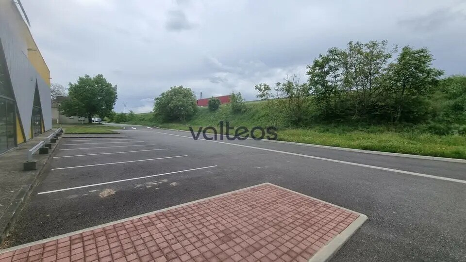 Retail in Portet-sur-Garonne for lease - Building Photo - Image 2 of 10