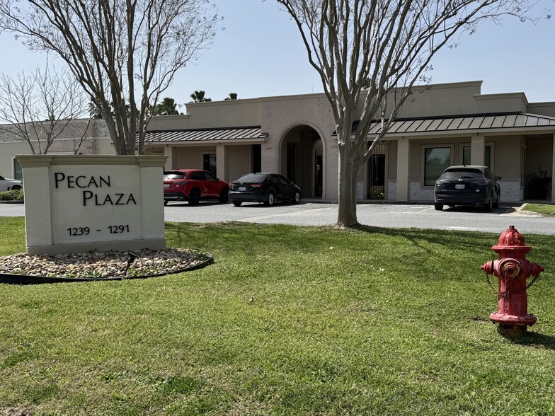 1243-1291 Stuart Place Rd Rd, Palm Valley, TX for sale - Primary Photo - Image 1 of 1