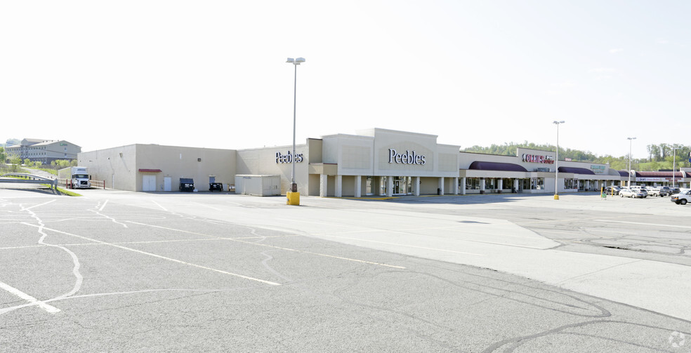 790 Tri County Ln, Belle Vernon, PA for lease - Building Photo - Image 2 of 8