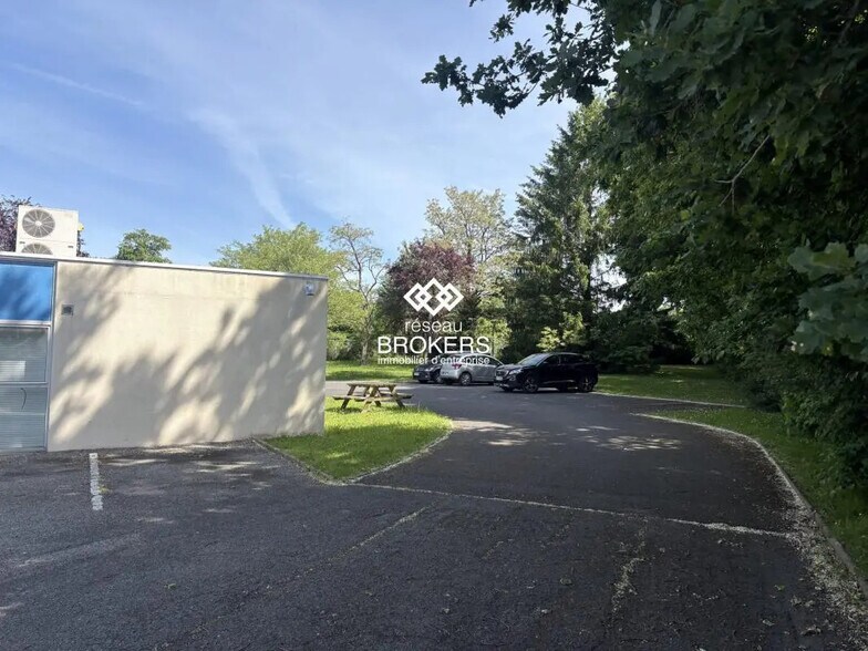 Office in Orvault for sale - Building Photo - Image 3 of 4