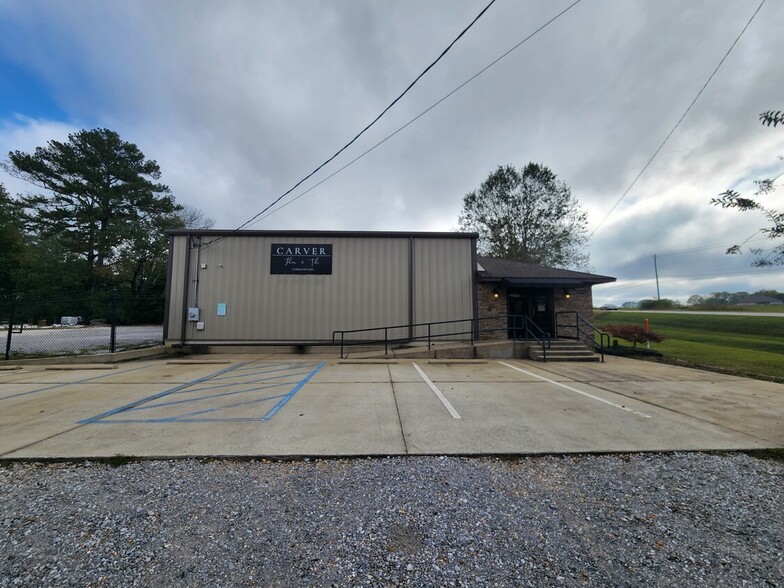 5220 University Blvd E, Tuscaloosa, AL for lease - Primary Photo - Image 1 of 21