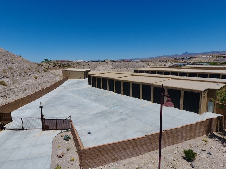 2725 Desert Trail, Bullhead City, AZ for sale - Building Photo - Image 1 of 13