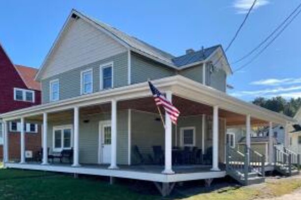 237 Lake Flower Ave, Saranac Lake, NY for sale - Primary Photo - Image 1 of 1