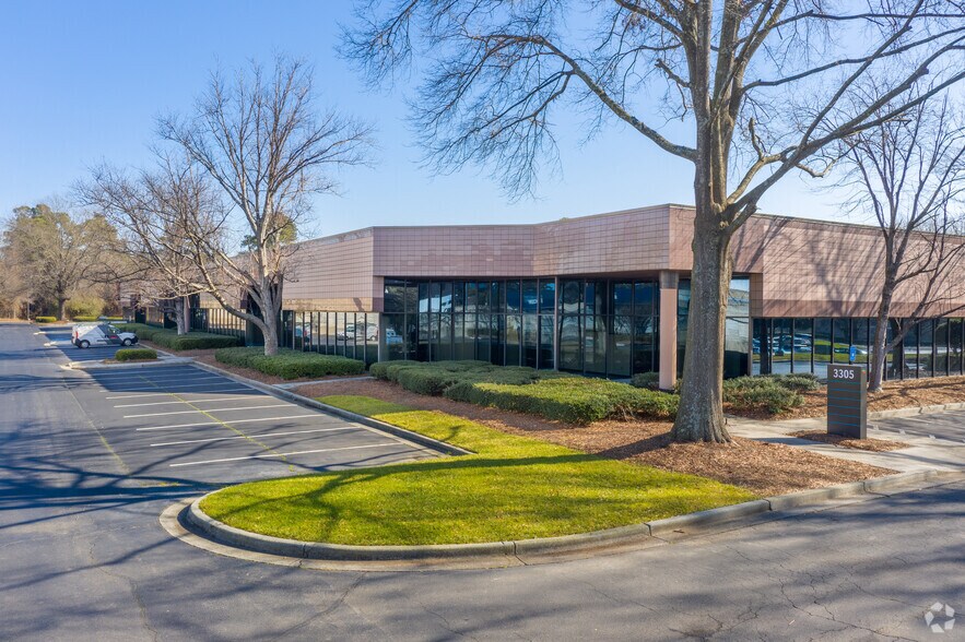 3305 Breckinridge Blvd, Duluth, GA for lease - Primary Photo - Image 1 of 7