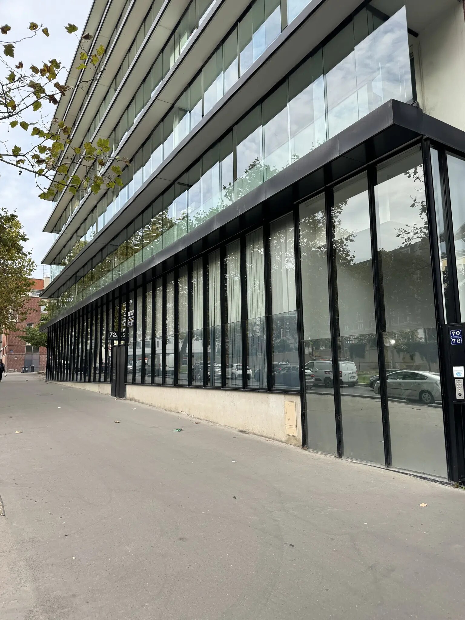 Office in Paris for lease Building Photo- Image 1 of 26