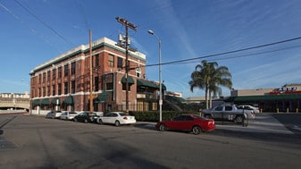 900 Avila St, Los Angeles CA - Storefront Property