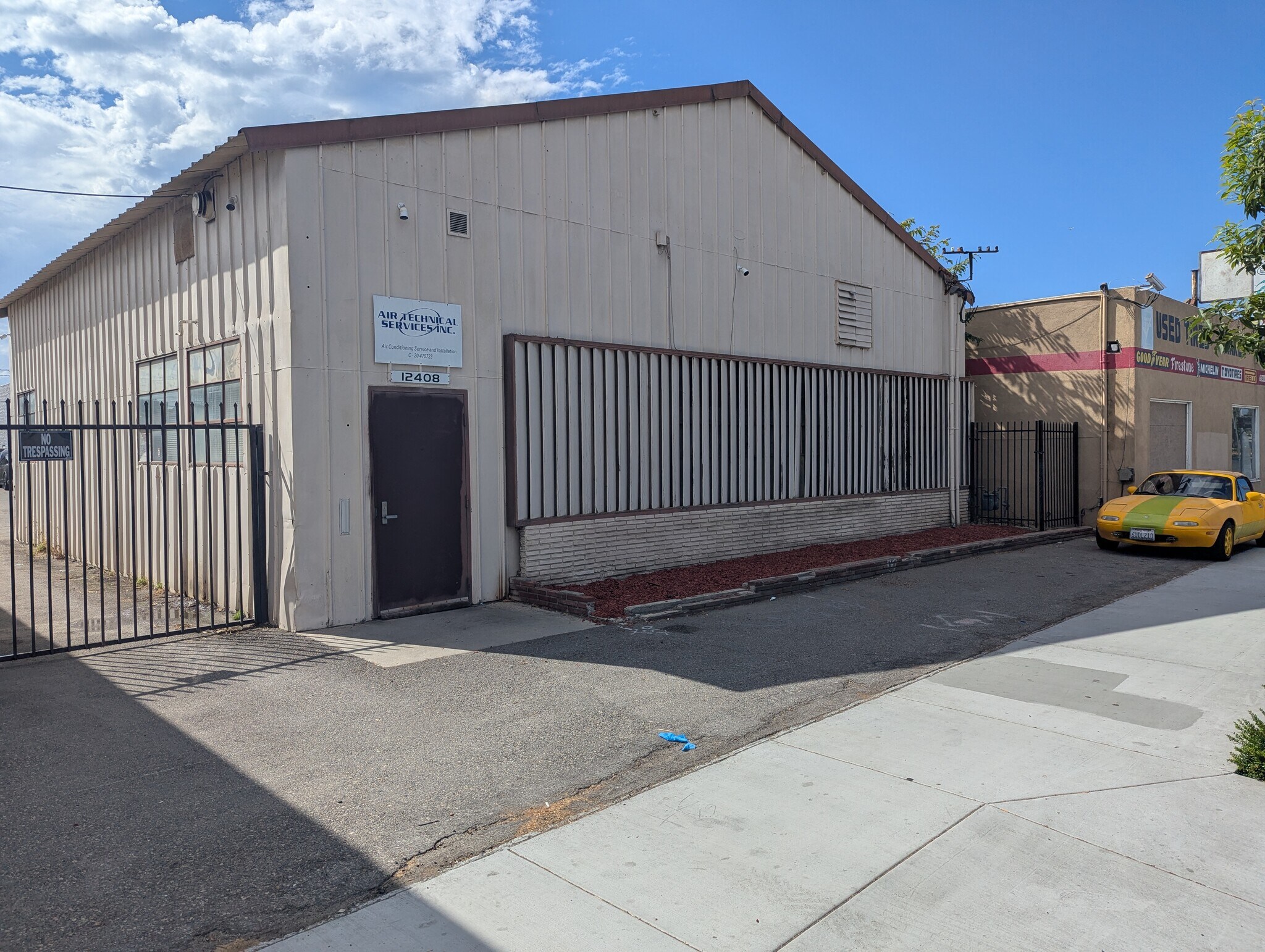 12408 Carson St, Hawaiian Gardens, CA for sale Primary Photo- Image 1 of 1