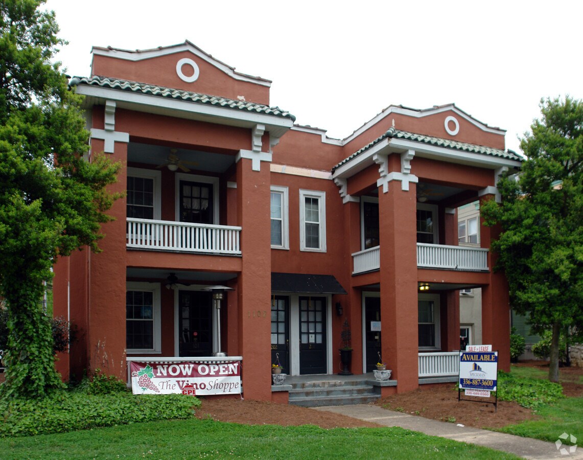 1102 N Main St, High Point, NC 27262 Main Street Office / Retail