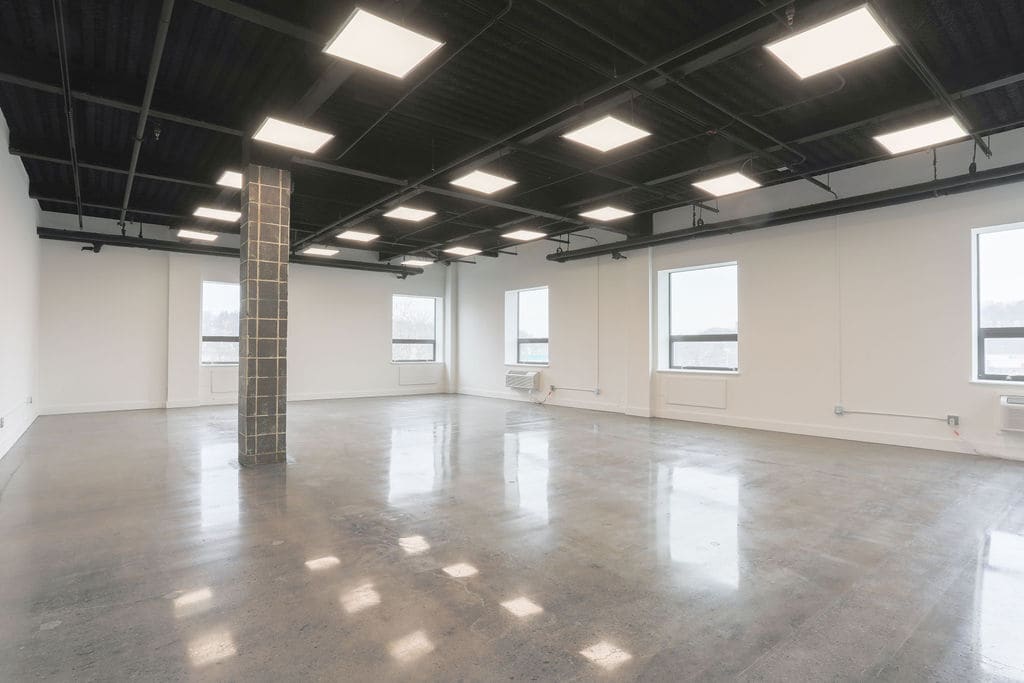 10 County Center Rd, White Plains, NY for lease Interior Photo- Image 1 of 4