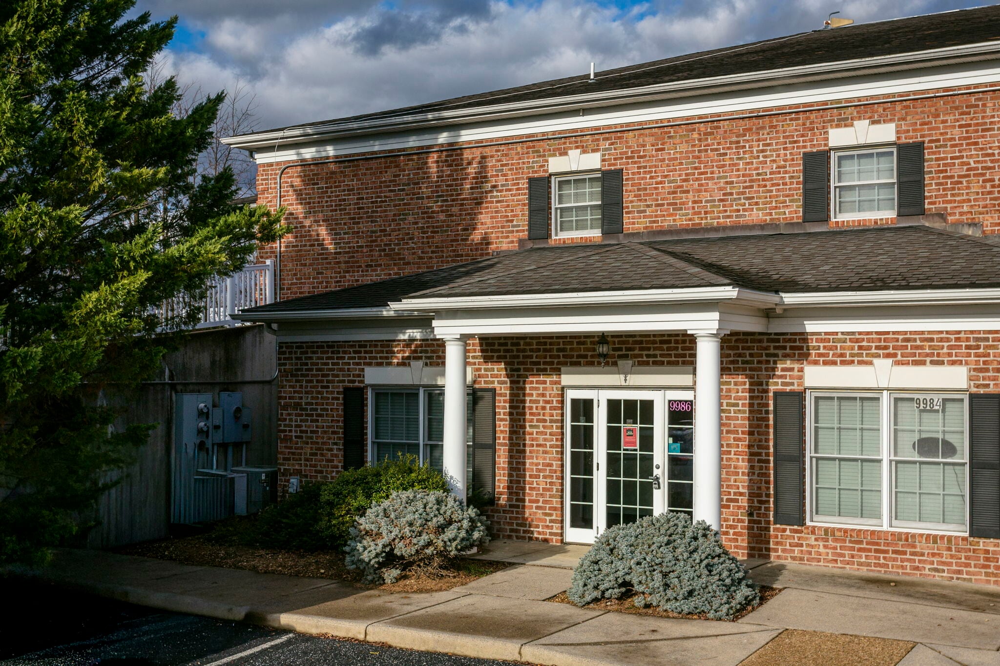 9986 Spotswood Trl, Mc Gaheysville, VA for lease Primary Photo- Image 1 of 31