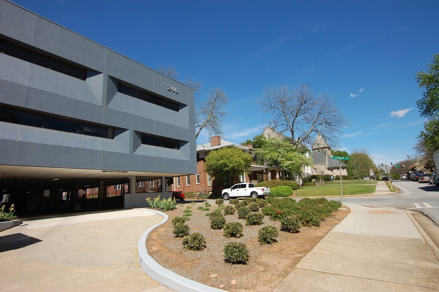 246 Sycamore St, Decatur, GA 30030