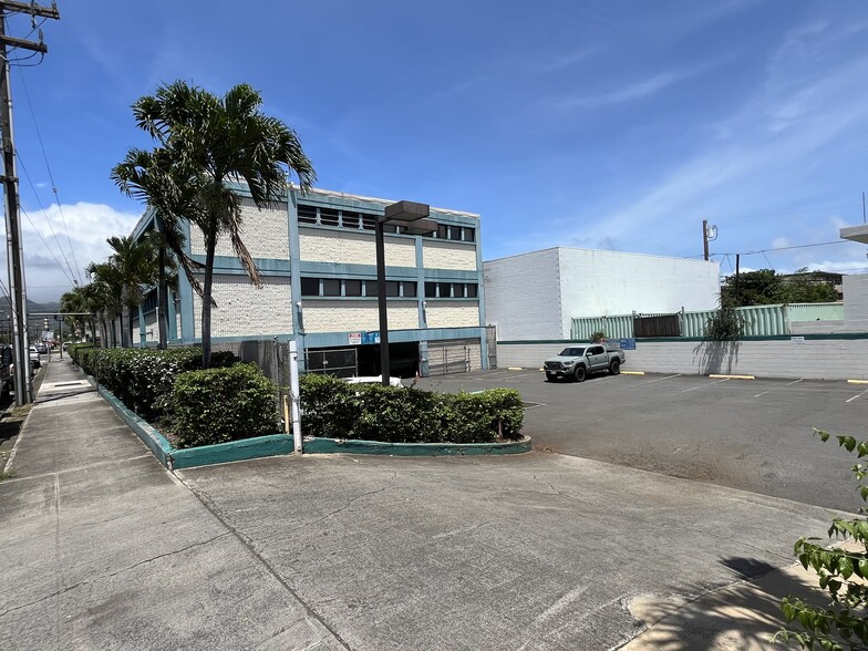 2055 N King St, Honolulu, HI for sale - Building Photo - Image 3 of 5