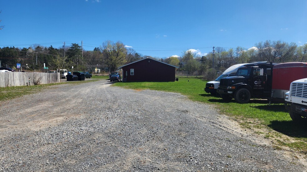 107 Rd, Camillus, NY 13031 107 Road