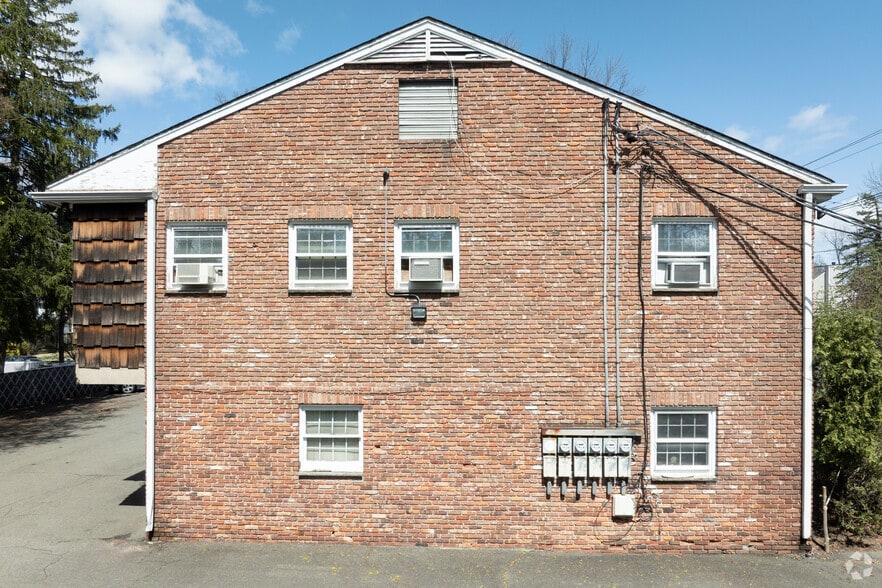 185 Broadway, Hillsdale, NJ for lease - Building Photo - Image 2 of 30