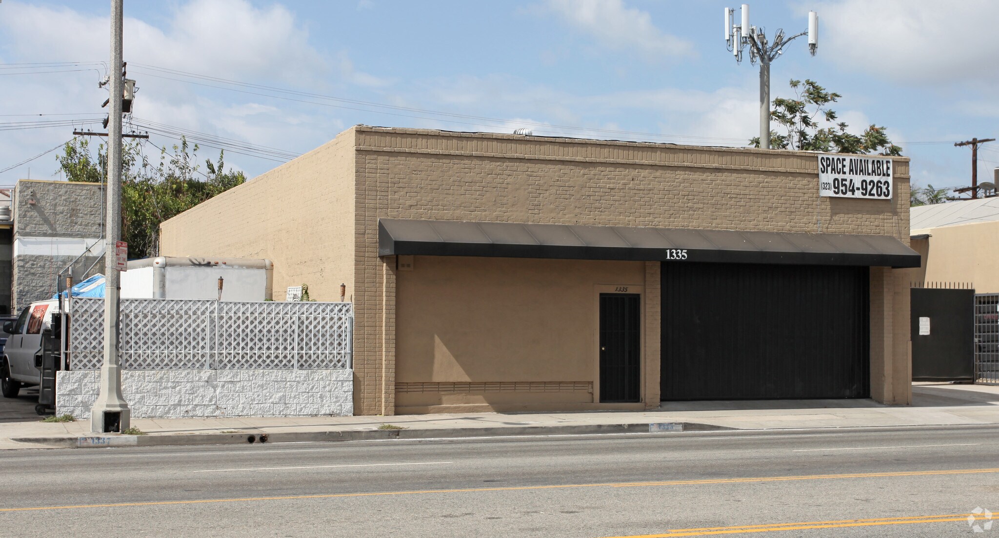 1335 S La Brea Ave, Los Angeles, CA for lease Primary Photo- Image 1 of 13