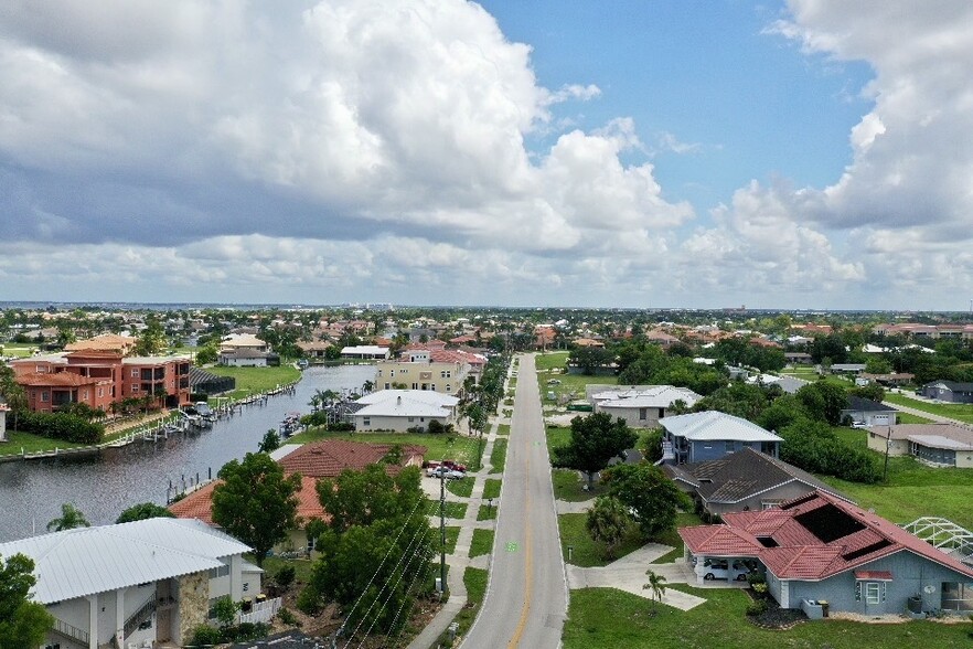 2633 Magdalina Dr, Punta Gorda, FL for sale - Aerial - Image 3 of 4