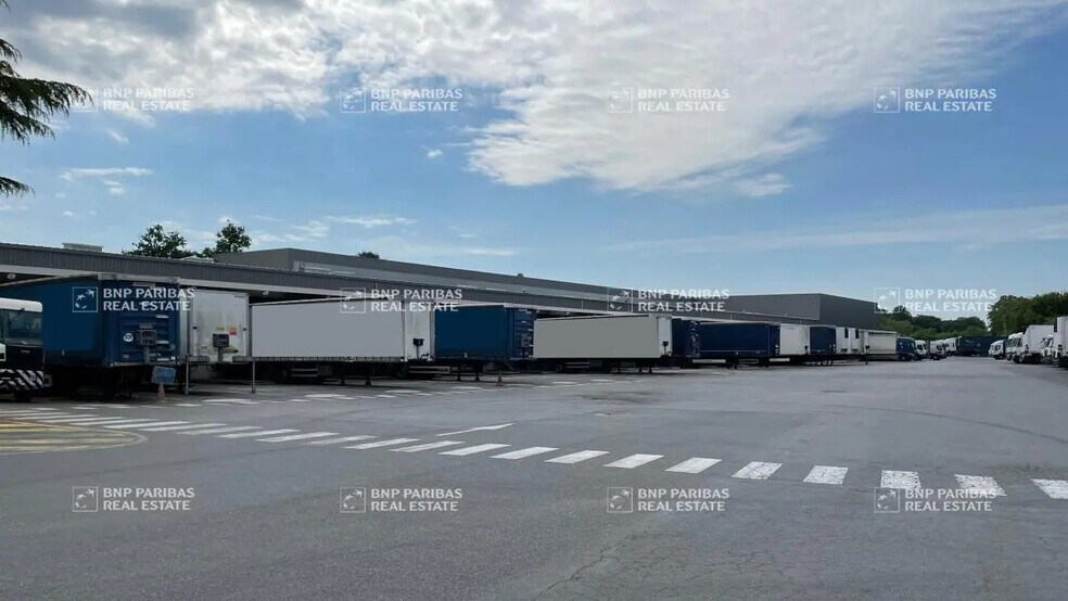 Industrial in Thouaré-sur-Loire for lease - Building Photo - Image 2 of 9