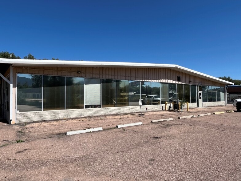 2264 Naegele Rd, Colorado Springs, CO for sale - Building Photo - Image 2 of 4