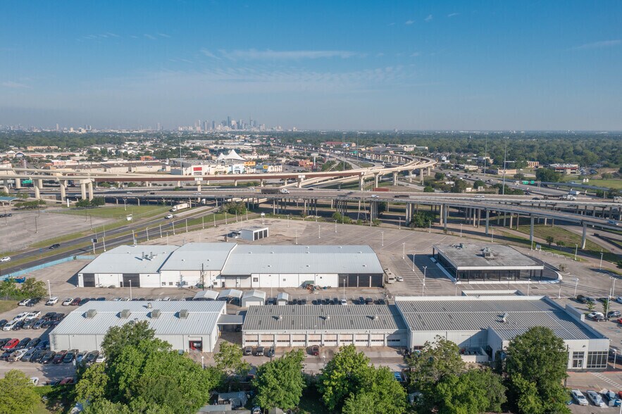 7200 Gulf Fwy, Houston, TX for sale - Primary Photo - Image 1 of 1