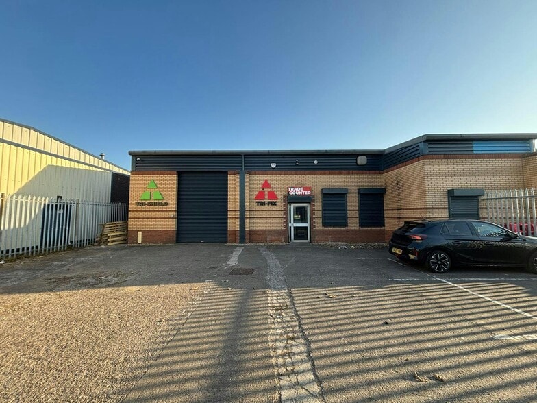 30-34 Loanbank Quadrant, Glasgow for lease - Building Photo - Image 2 of 3