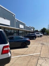5602-5608 Pinemont Dr, Houston, TX for lease Interior Photo- Image 1 of 11