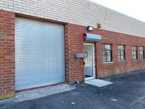 181 E Industry Ct, Deer Park, NY for lease Building Photo- Image 2 of 8