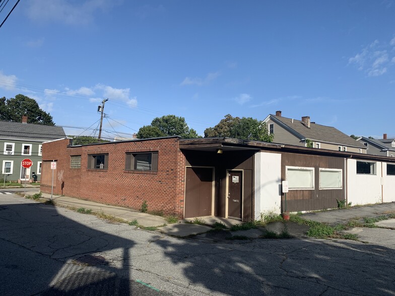 42 Mechanic St, Danielson, CT for sale - Building Photo - Image 1 of 1