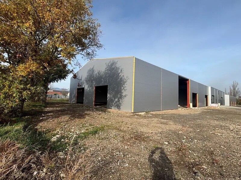 Vente Local d'activités 792 m² - Photo 1