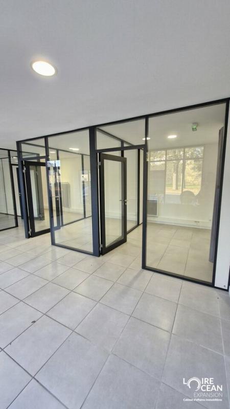 Retail in Guérande for lease Interior Photo- Image 1 of 7