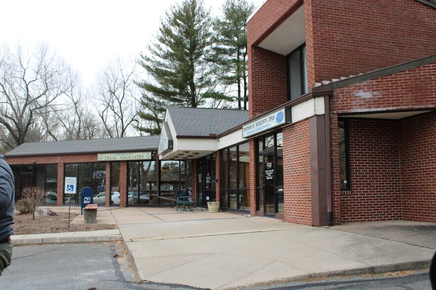 904-916 Shaker Rd, Longmeadow, MA for sale - Building Photo - Image 1 of 1