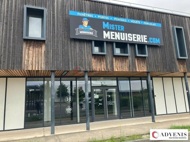 Retail in Biganos for lease - Building Photo - Image 1 of 5