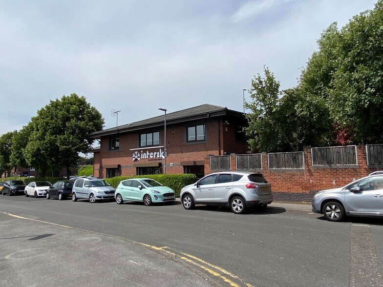 8 Commercial Gate, Mansfield for lease - Building Photo - Image 1 of 13