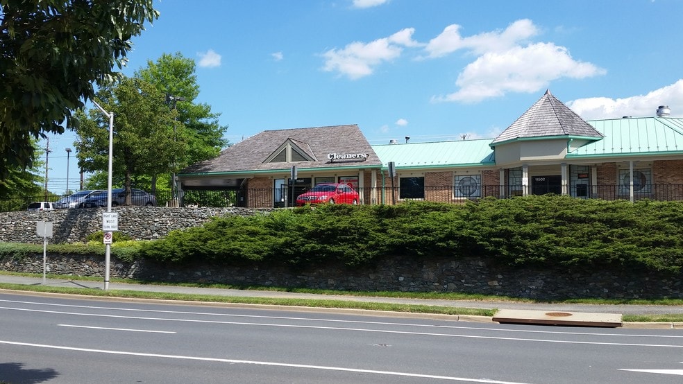 11500 Middlebrook Rd, Germantown, MD for lease - Building Photo - Image 1 of 7