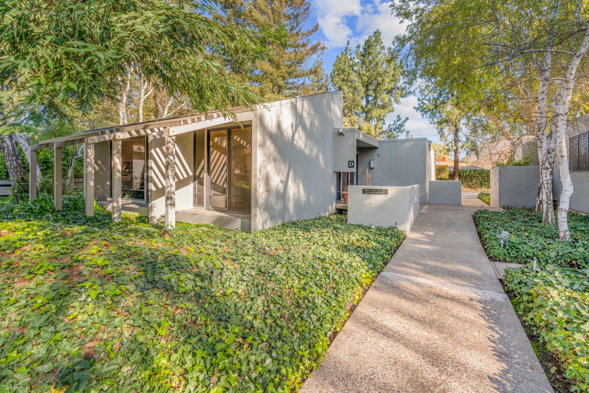 1213 Coffee Rd, Modesto, CA for sale Primary Photo- Image 1 of 1