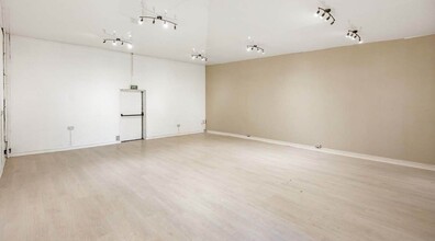 Carberry Pl, Kirkcaldy for lease Interior Photo- Image 2 of 2