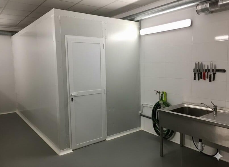 Retail in LA NUCÍA for sale - Interior Photo - Image 1 of 10