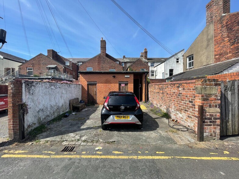 52 Clifton St, Lytham St Annes for sale - Interior Photo - Image 1 of 1