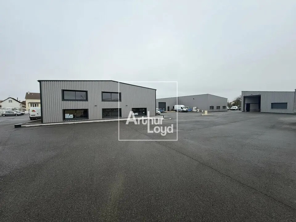 Vente Local d'activités 1 331 m² - Photo 1