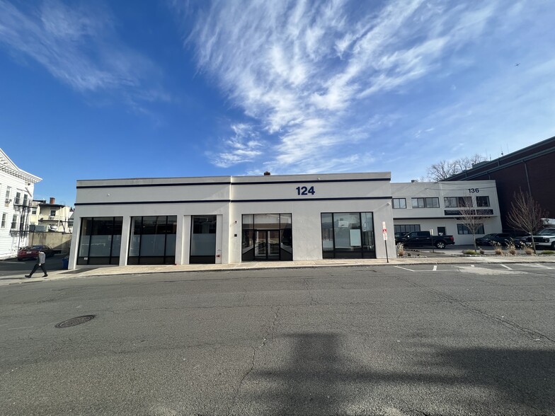 124 Palmer Ave, Mamaroneck, NY for lease - Building Photo - Image 2 of 13