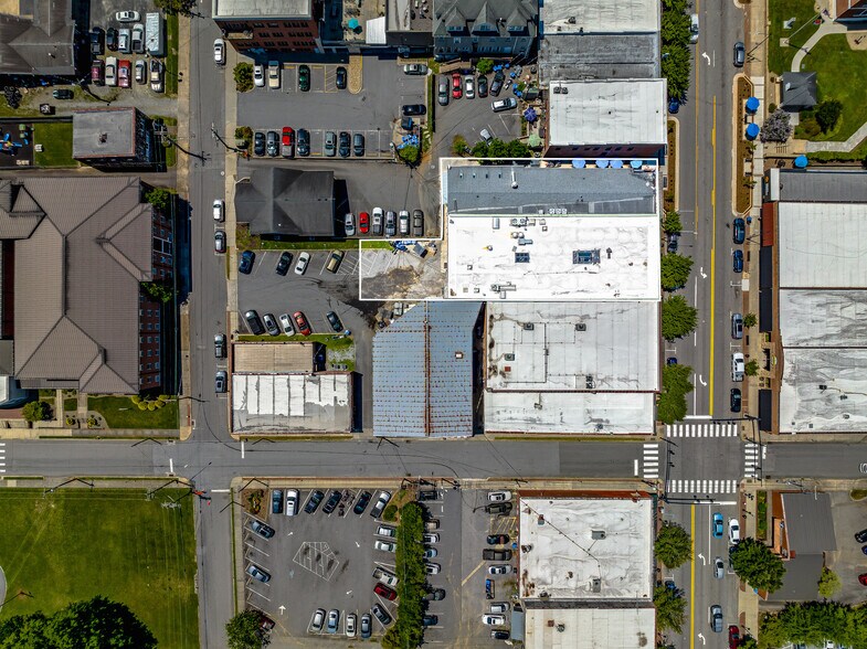 36 & 44 E Main St., Brevard, NC for sale - Building Photo - Image 3 of 57