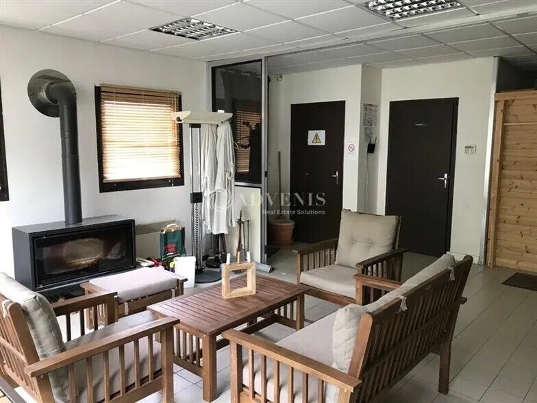 Office in Vendôme for sale - Interior Photo - Image 2 of 5