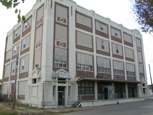 61 W Georgia Ave, Memphis, TN for sale - Building Photo - Image 2 of 9