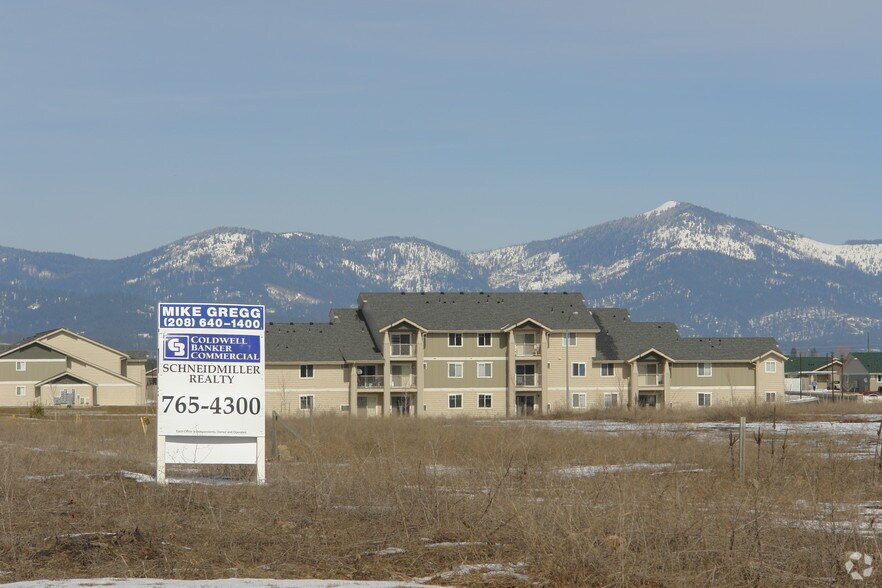 4 N Mcguire Rd, Post Falls, ID 83854