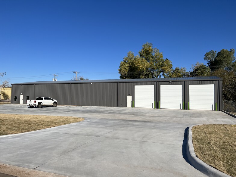 133 NE 52nd St, Oklahoma City, OK for lease - Building Photo - Image 1 of 7