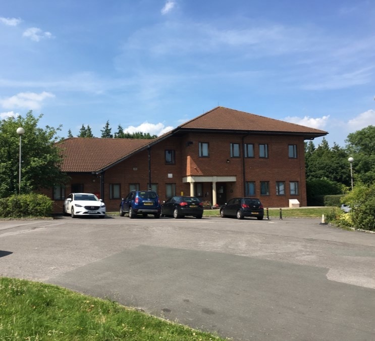 Malmesbury Rd, Chippenham, WIL SN15 5LN Former Ambulance Service Training College