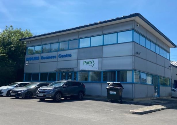 Vincients Rd, Chippenham for sale Primary Photo- Image 1 of 1