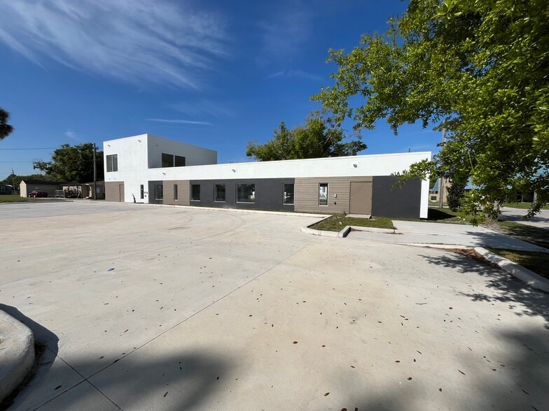 907 Person St, Kissimmee, FL for sale - Building Photo - Image 3 of 14